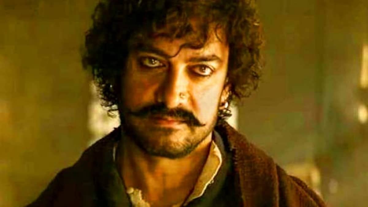 Nobody Can Beat Aamir Khan When It Comes To Surprising Fans