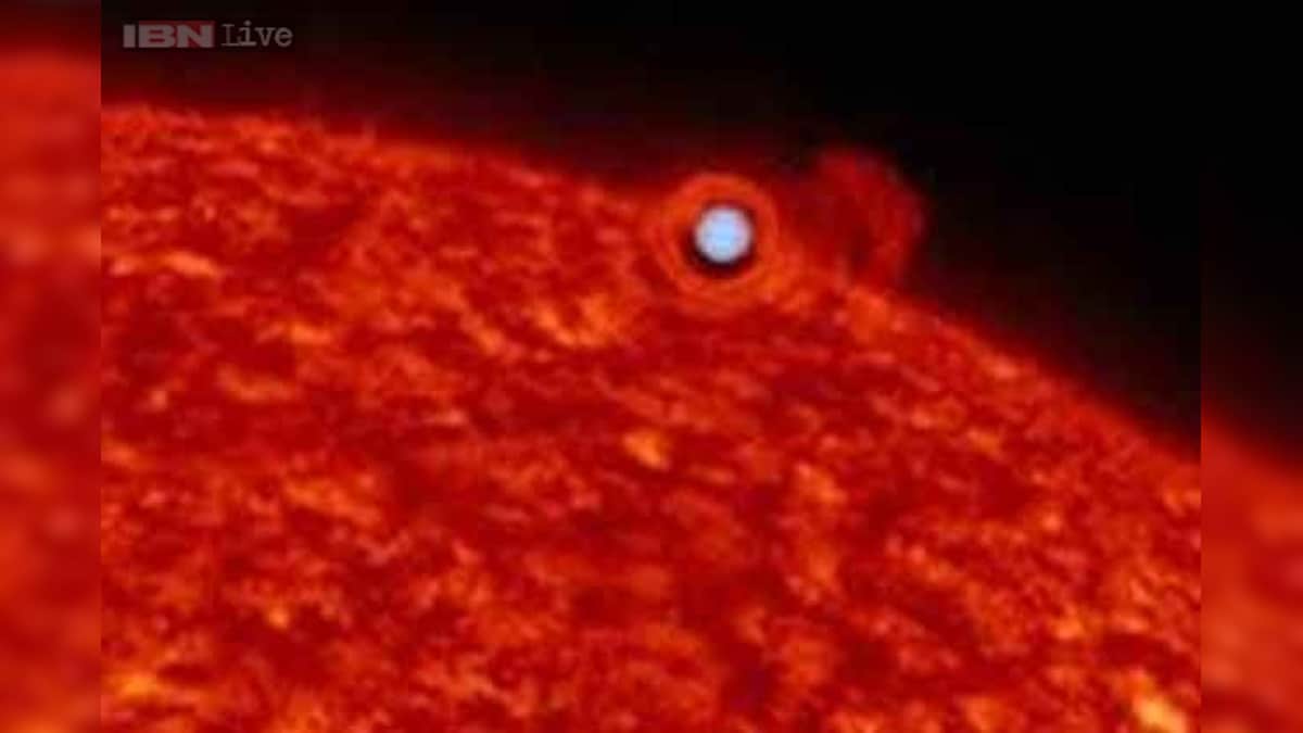 An 'upsidedown discovered News18