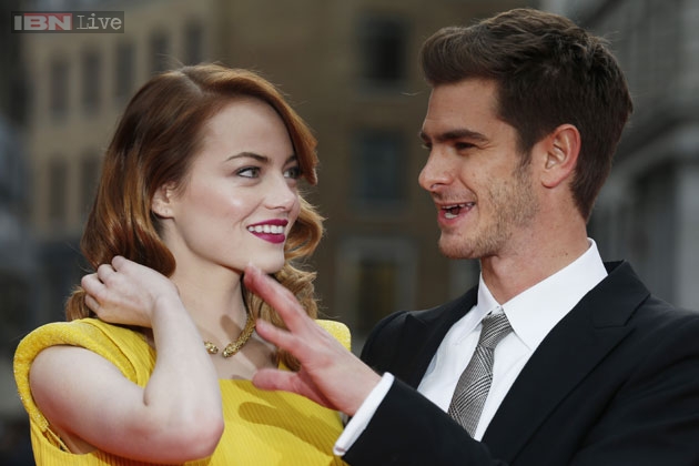 Oh the love! Andrew Garfield can't keep his eyes off Emma Stone at the ...