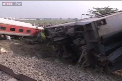 Bihar: Goods train gets derailed at Motihari, Railway board suspects sabotage by Naxals