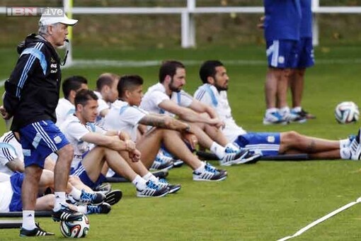 Alejandro Sabella Quits As Argentina Coach Reports