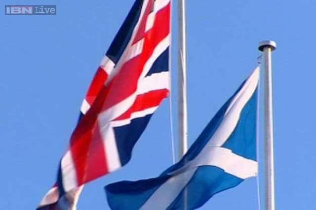 'Yes' or 'No' to United Kingdom, Scotland to decide today