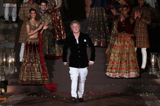 WIFW: 10 things that made Rohit Bal's show the grandest Indian fashion show ever