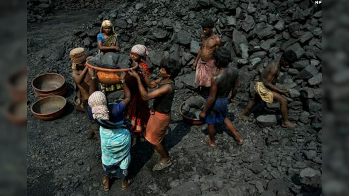 Apply value criteria universally to all 42 coal blocks Panel News18