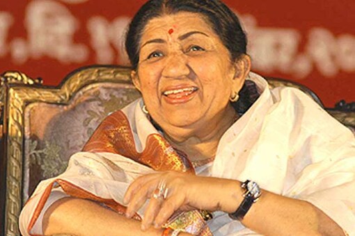 Lata Mangeshkar mimicked at music award, industry baffled