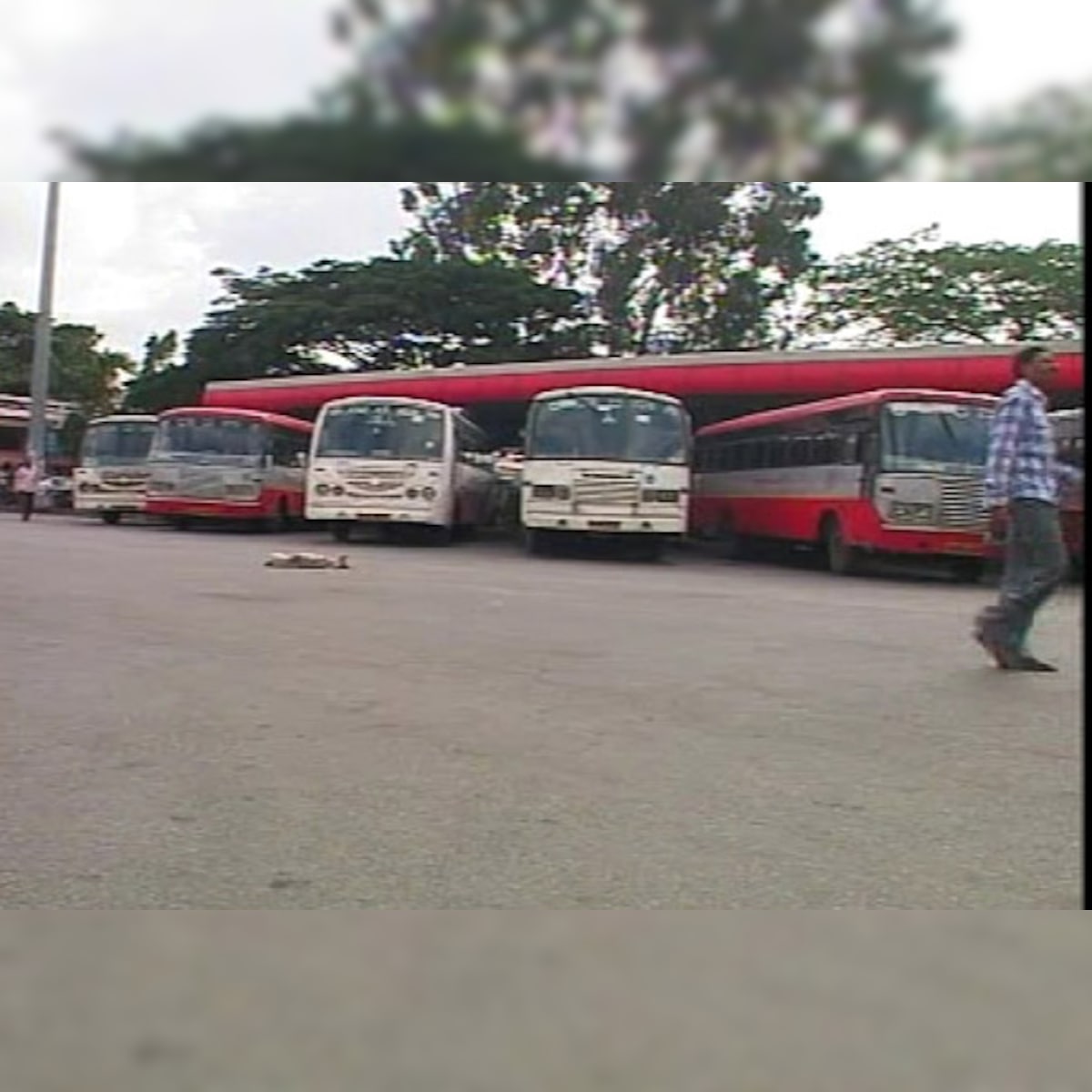 APSRTC strike throws normal life out of gear in Andra Pradesh, Telangana