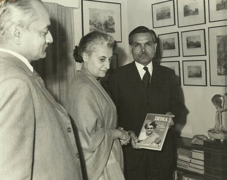 hy-sharada-prasad-and-indira-gandhi