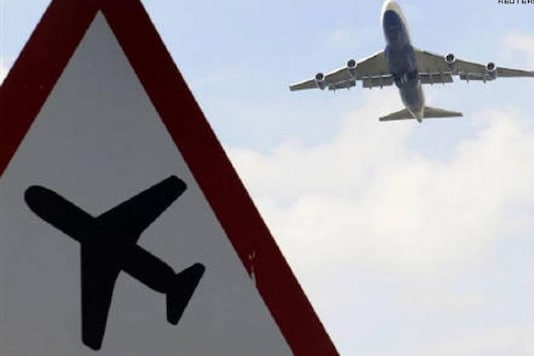Polish plane en route to Egypt makes emergency landing due to bomb scare Polish plane en route to Egypt makes emergency landing due to bomb scare