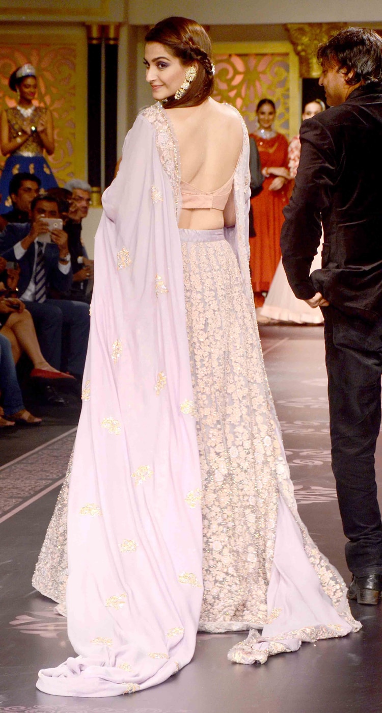 sonam-kapoor-purple-lehenga - ShaadiWish