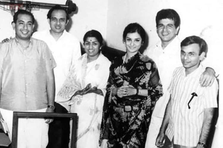 Birthday Special: Revisting Lata Mangeshkar's personal life through her ...