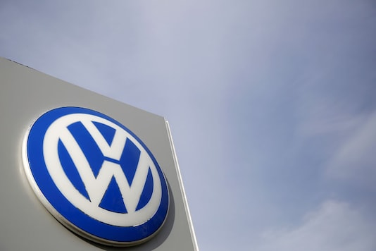 3.14 lakh Volkswagen vehicles in India fitted with pollution-cheating device 3.14 lakh Volkswagen vehicles in India fitted with pollution-cheating device