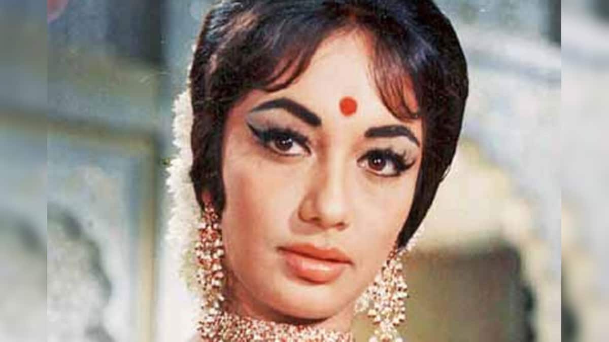 Sadhana will always be remembered for her trendsetting 'Sadhana cut'  hairstyle, say fans - News18