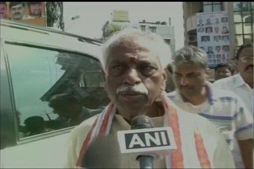 Bandaru Dattatreya says his letter has nothing to do with Dalit student's suicide