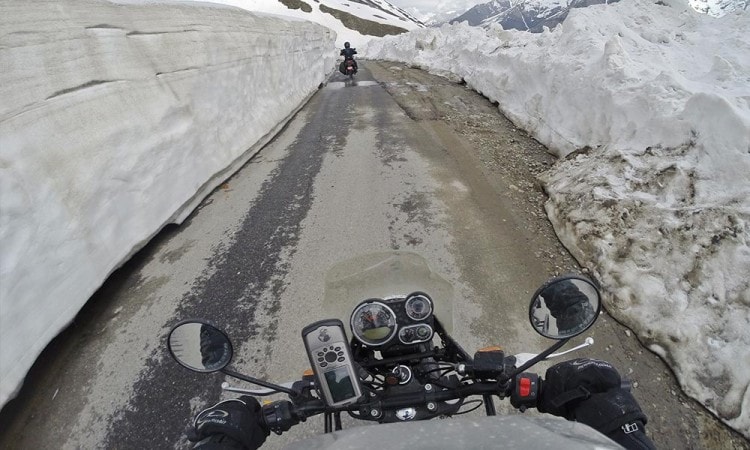 hIMALAYAN INSTRY