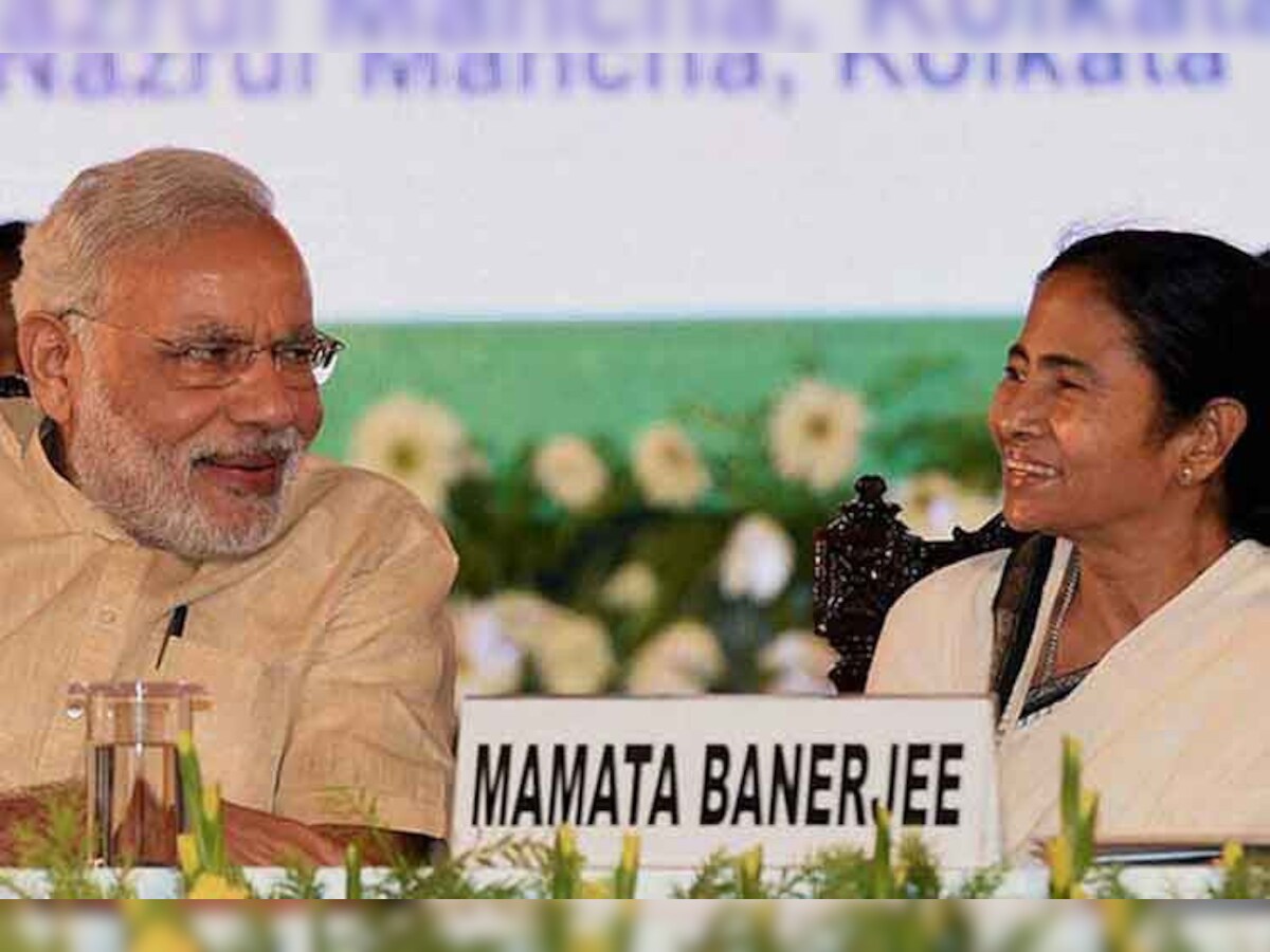 Narendra Modi gets 'very touching' New Year greetings from Mamata Banerjee Narendra Modi gets 'very touching' New Year greetings from Mamata Banerjee