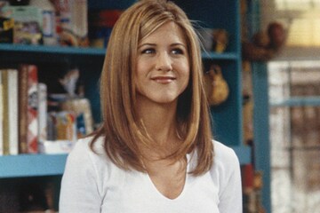 Jennifer Aniston's Iconic '90s Style From Friends As Rachel