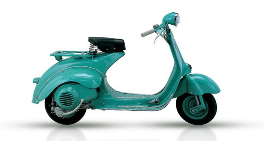 2-vespa-70-years-230416