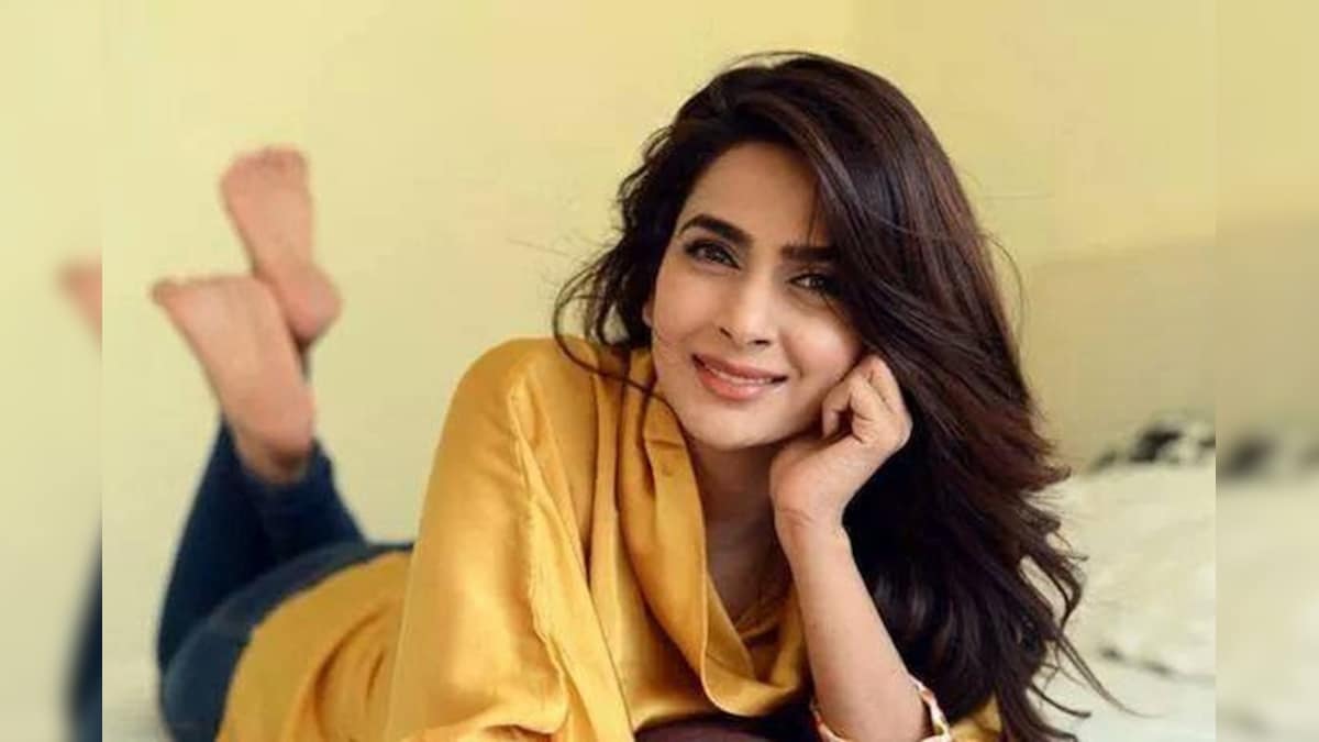 Pakistani actress Saba Qamar to step into Bollywood