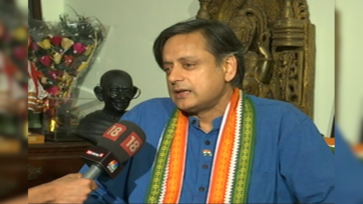 Demonetisation Protest Congress Mp Shashi Tharoor Courts Arrest In Kerala