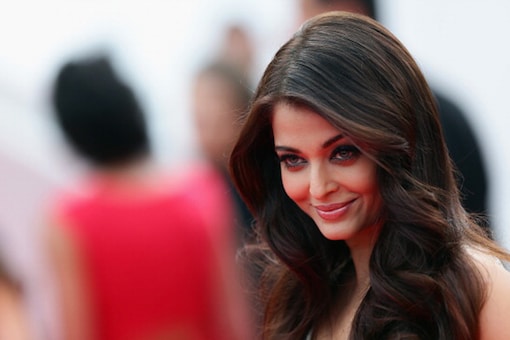 Aishwarya Rai Bachchan Looks Drop-dead Gorgeous In A Recent Photoshoot Aishwarya Rai Bachchan Looks Drop-dead Gorgeous In A Recent Photoshoot