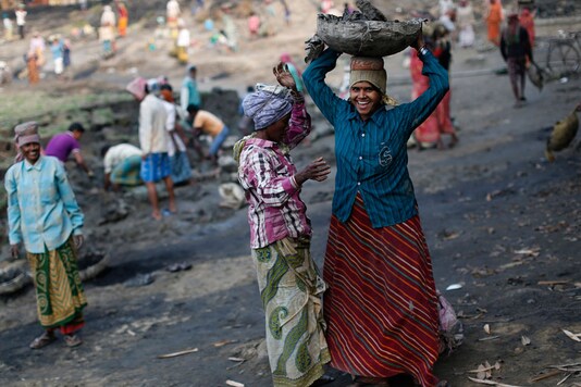 The panel suggests merging MNREGA with skill development programmes to create a wage subsidy programme. (Image: Reuters)