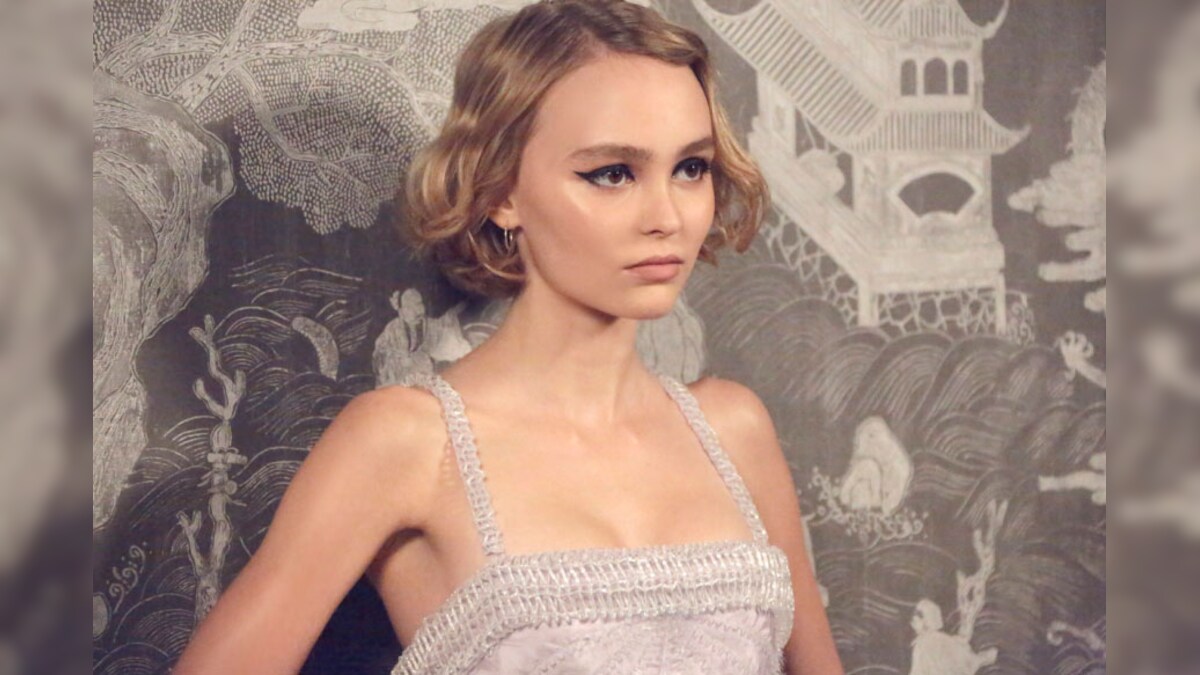 Chanel Names Lily-Rose Depp Face of No.5 L'Eau Perfume – WWD