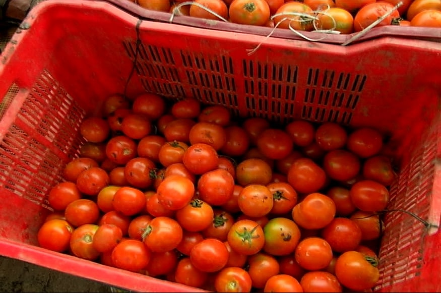 Tamil Nadu: Tomato Prices Soar from Rs 45/Kg to Rs 65/Kg - News18