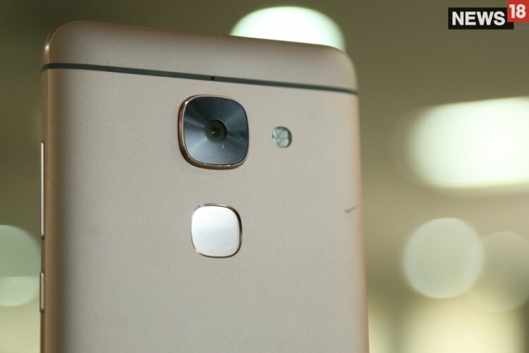 In Photos: All You Need to Know About Le2 and Le Max 2 by LeEco - News18