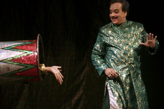 cbi-interrogates-magician-p-c-sorcar-in-chit-fund-scam