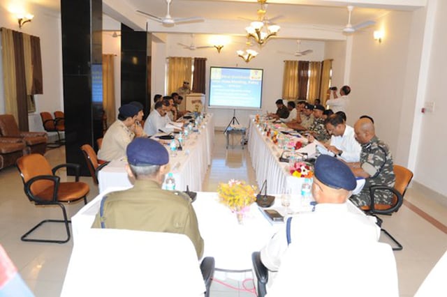 File photo of Bihar Police officers at a meeting (Twitter/Bihar Police)