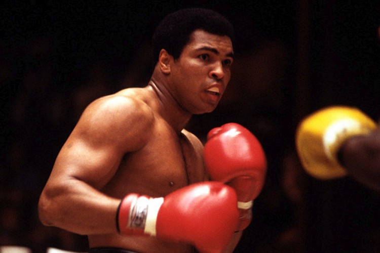 Muhammad Ali Birth Anniversary: Remembering Boxing Legend and Humanitarian