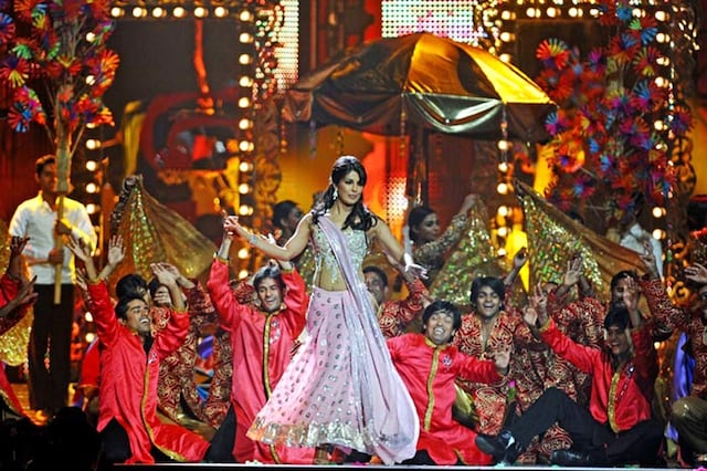 8 IIFA Awards Performances That Will Take You Back in Time
