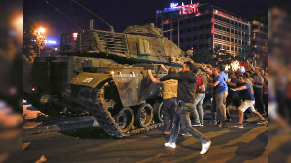 Turkish Pro-Coup Soldiers Surrender on Istanbul Bridge: Reports