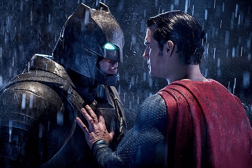 Ben Affleck, Henry Cavill Will No Longer Play Batman and Superman in DC  Films