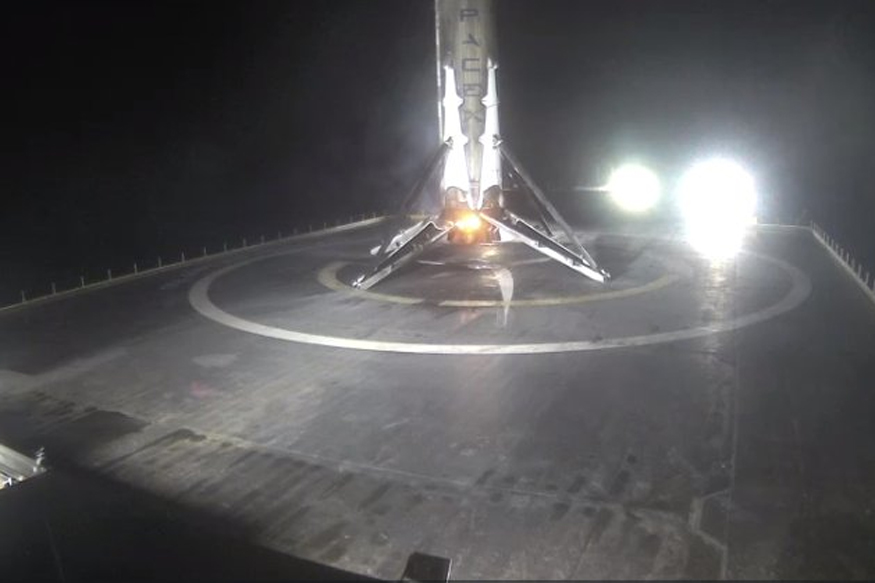 Reusable Rockets Image SpaceX Successfully Lands Falcon 9 Reusable Rocket - News18