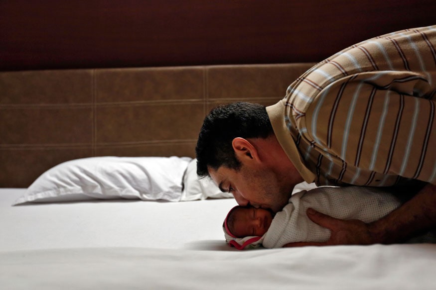 Fathers More Stressed For Preemies Than Mothers Fathers More Stressed For Preemies Than Mothers