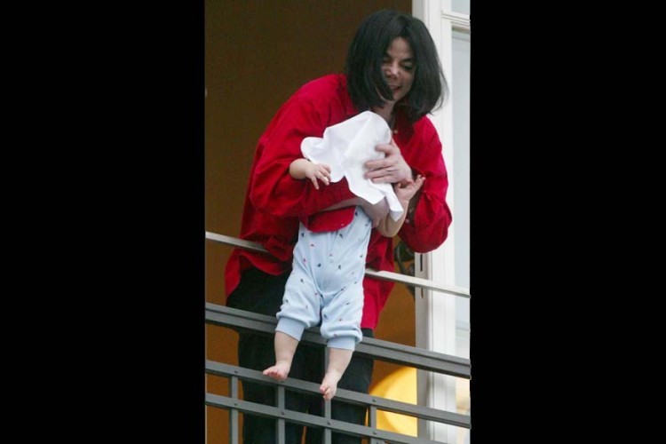 michael-jackson-s-life-in-pictures-on-61st-birth-anniversary-news18