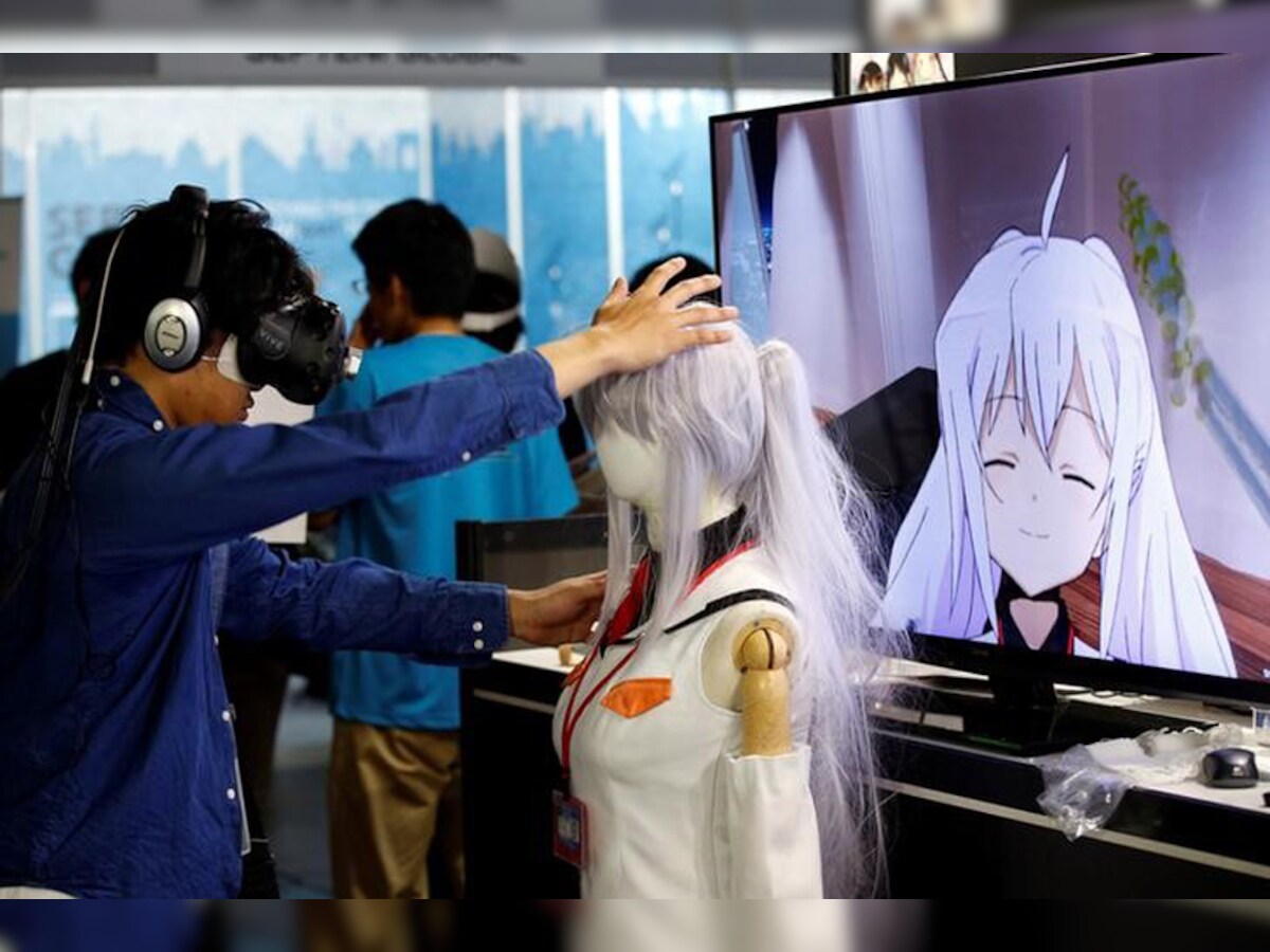 Tokyo Game Show Attendees Draw Flak for Virtual Groping