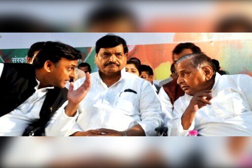 File photo of Uttar Pradesh Chief Minister Akhilesh Yadav, senior Samajwadi Party leader Shivpal Yadav and party supremo Mulayam Singh Yadav.