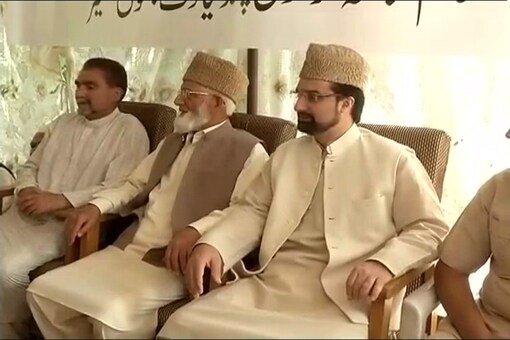 A file photo of separatist leaders Mirwaiz Farooq (R) and S A R Geelani (Centre).