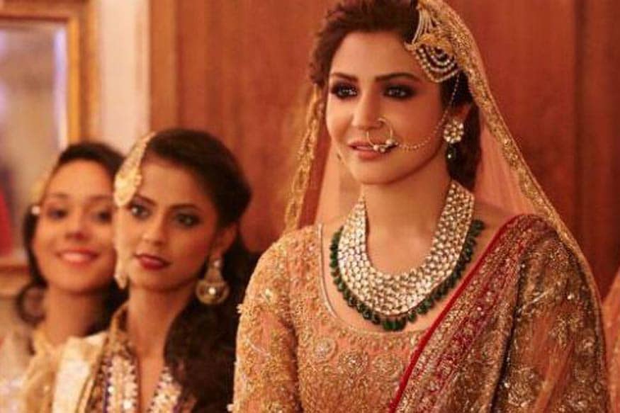 From Anushka Sharma to Priyanka Chopra: Jewellery ideas to steal from  Bollywood brides | The Times of India