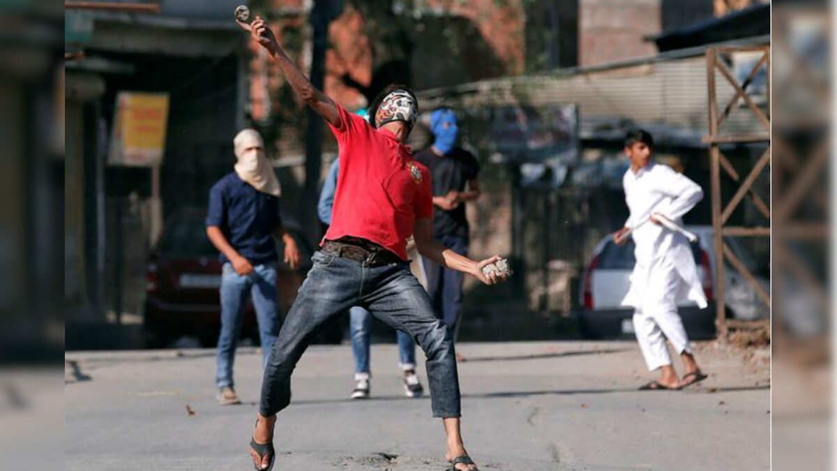 Pakistan Instigating Stone Pelting in Kashmir Using WhatsApp: J&K ...