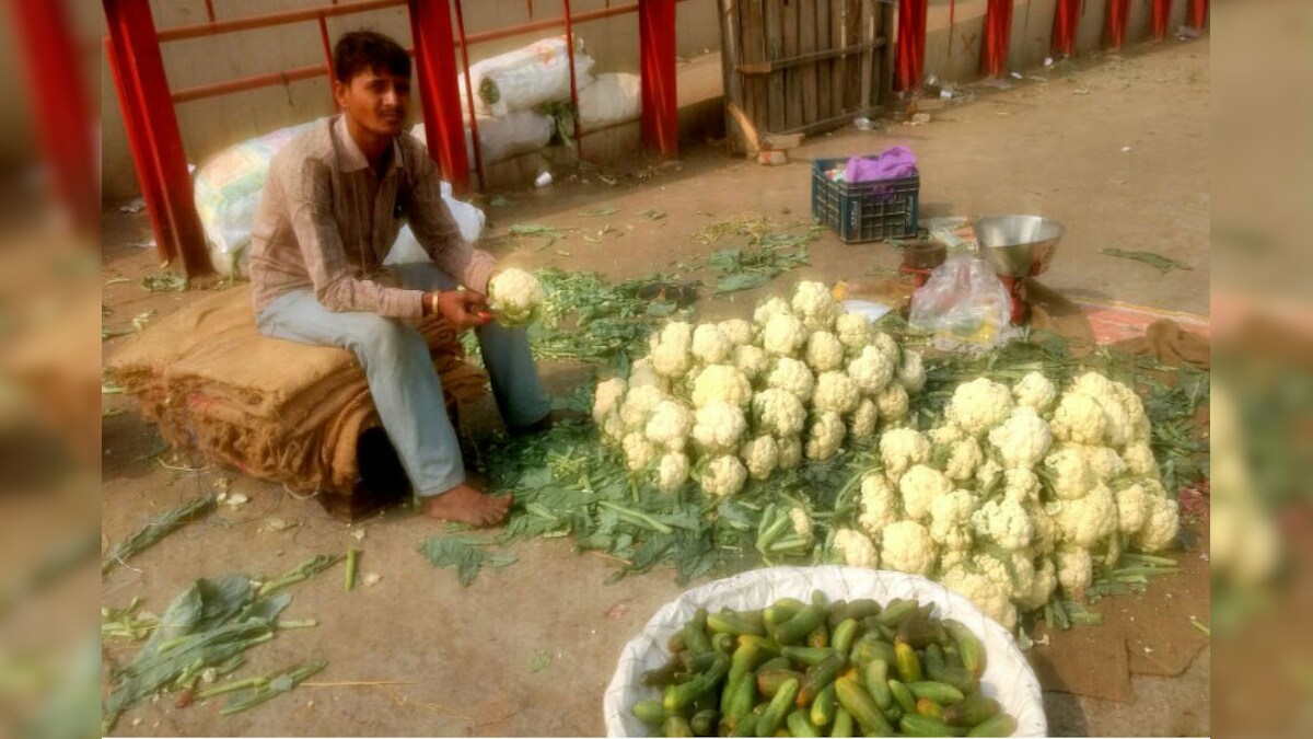 PM Modi's Clampdown on Black Money Leaves Ghazipur Mandi Deserted News18