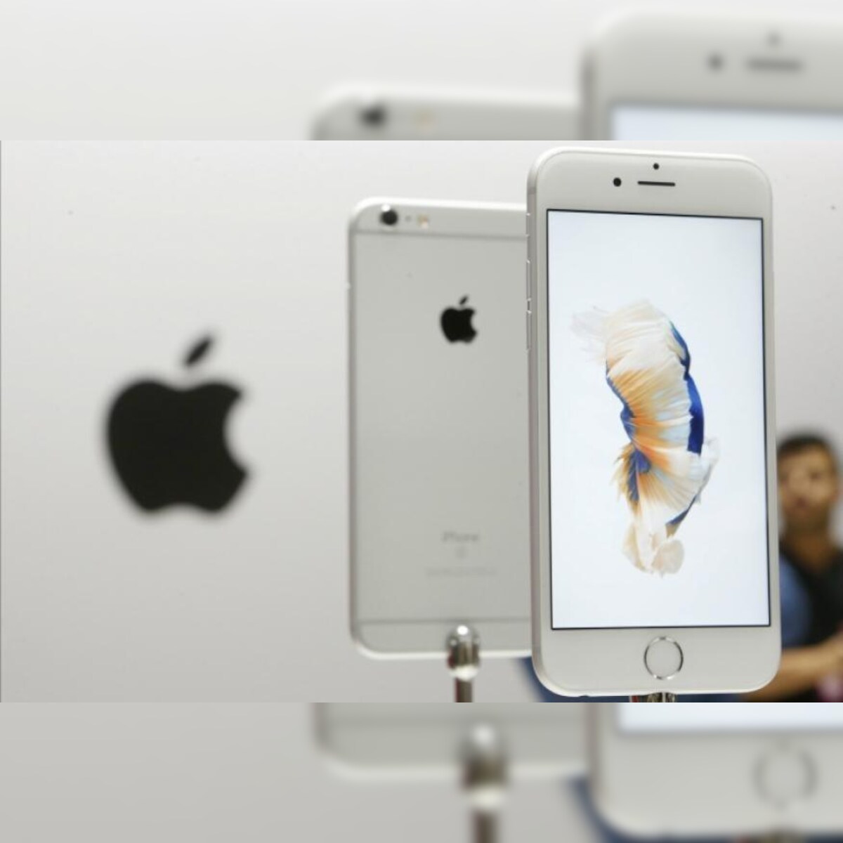 Still Using Apple Iphone 5s Buy Iphone 6 For Rs 22 1 From Flipkart