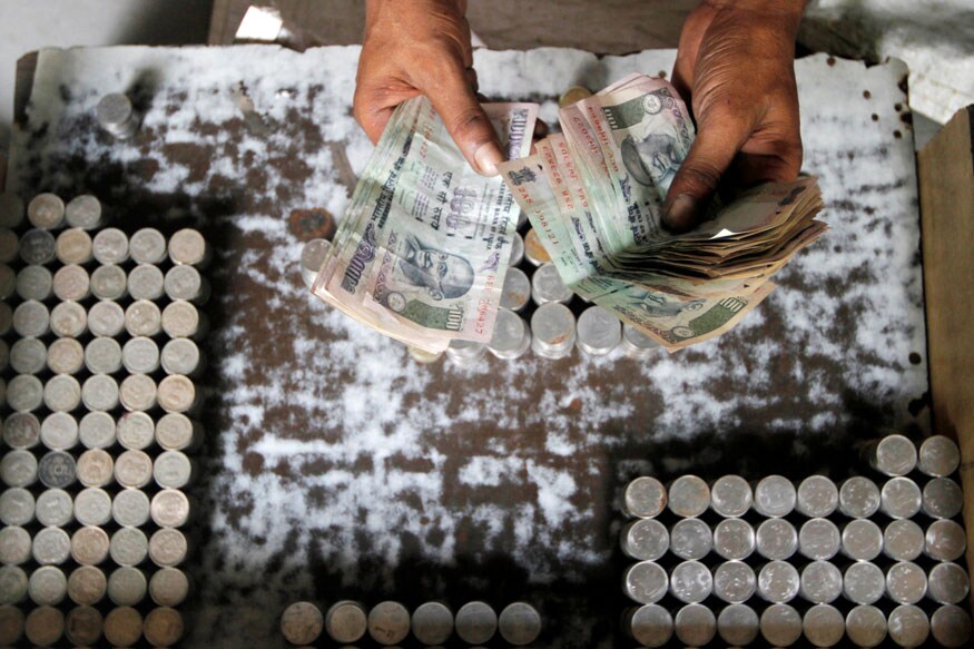 Rupee Rises 27 Paise to End at 4-month High, Extends Gain for 4th Day