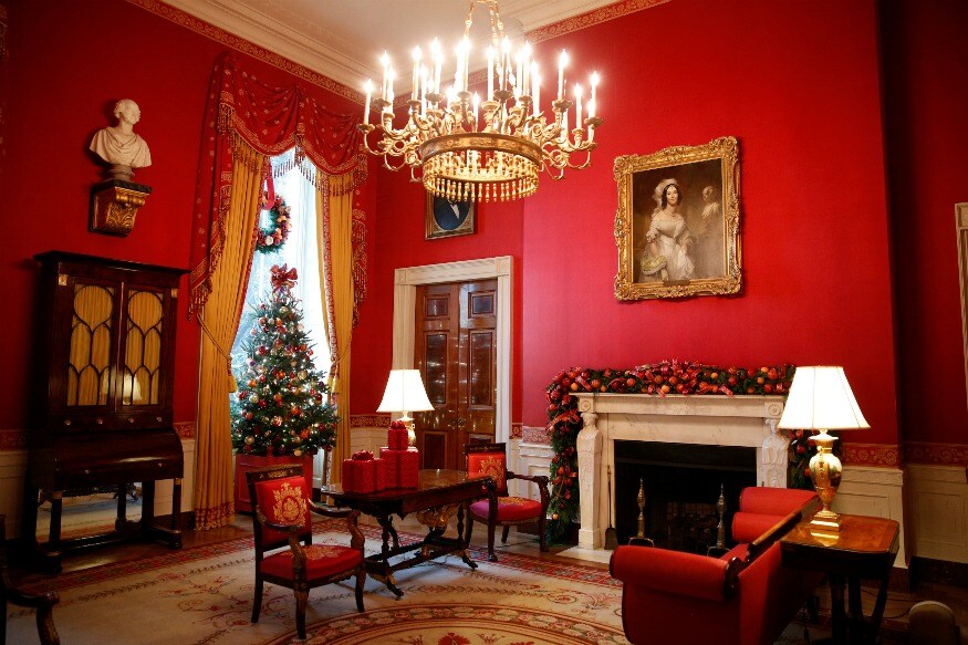 Christmas 2016 10 Stunning Images Of The White House Decorations
