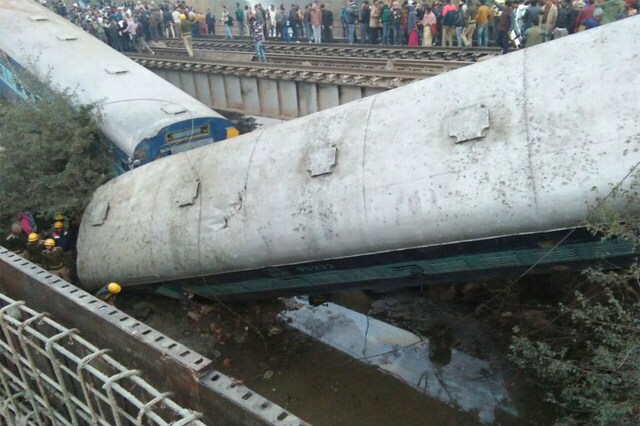 Ajmer -Sealdah Express train derailed in the wee hours on Wednesday. (Image: Akhilesh Rastogi, Network18)
