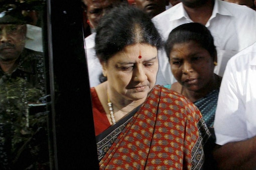 Sasikala Natarajan arrives to pay her last respects to political commentator Cho Ramaswamy at his residence in Chennai on Wednesday. (PTI Photo)