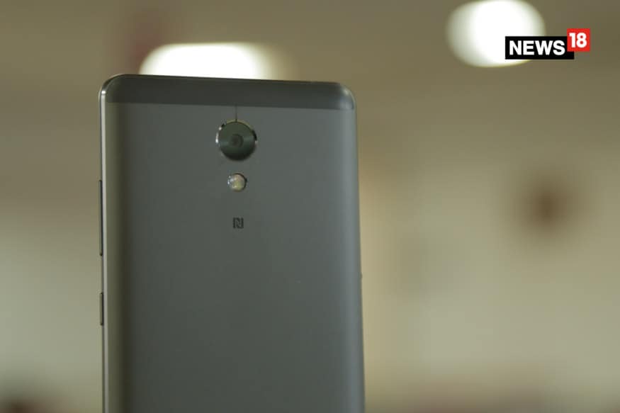 Lenovo P2 smartphone