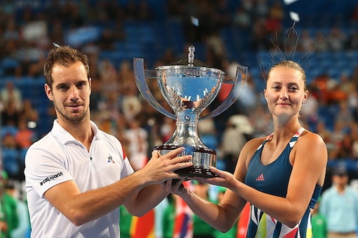 Richard Gasquet (L) and Kristina Mladenovic of France. (Getty Images)